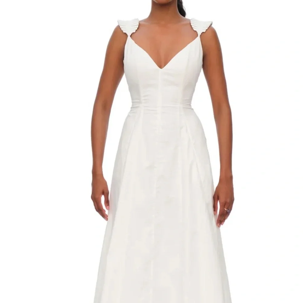 NWT Andrea Iyamah Vola White Maxi Dress - Picture 6 of 13